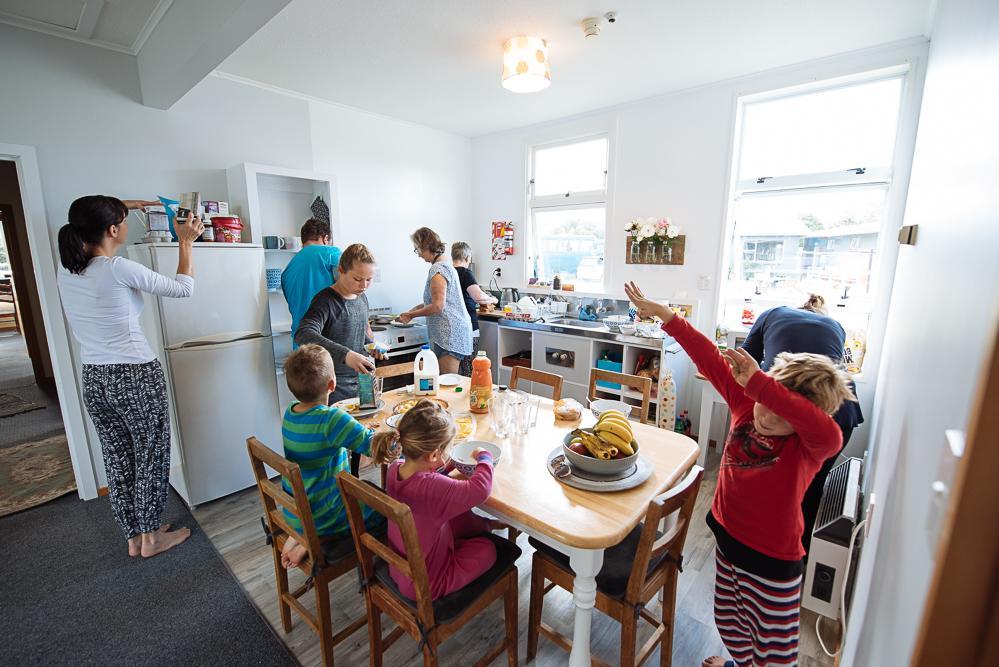 Kowhai Flat Pounawea Bagian luar foto