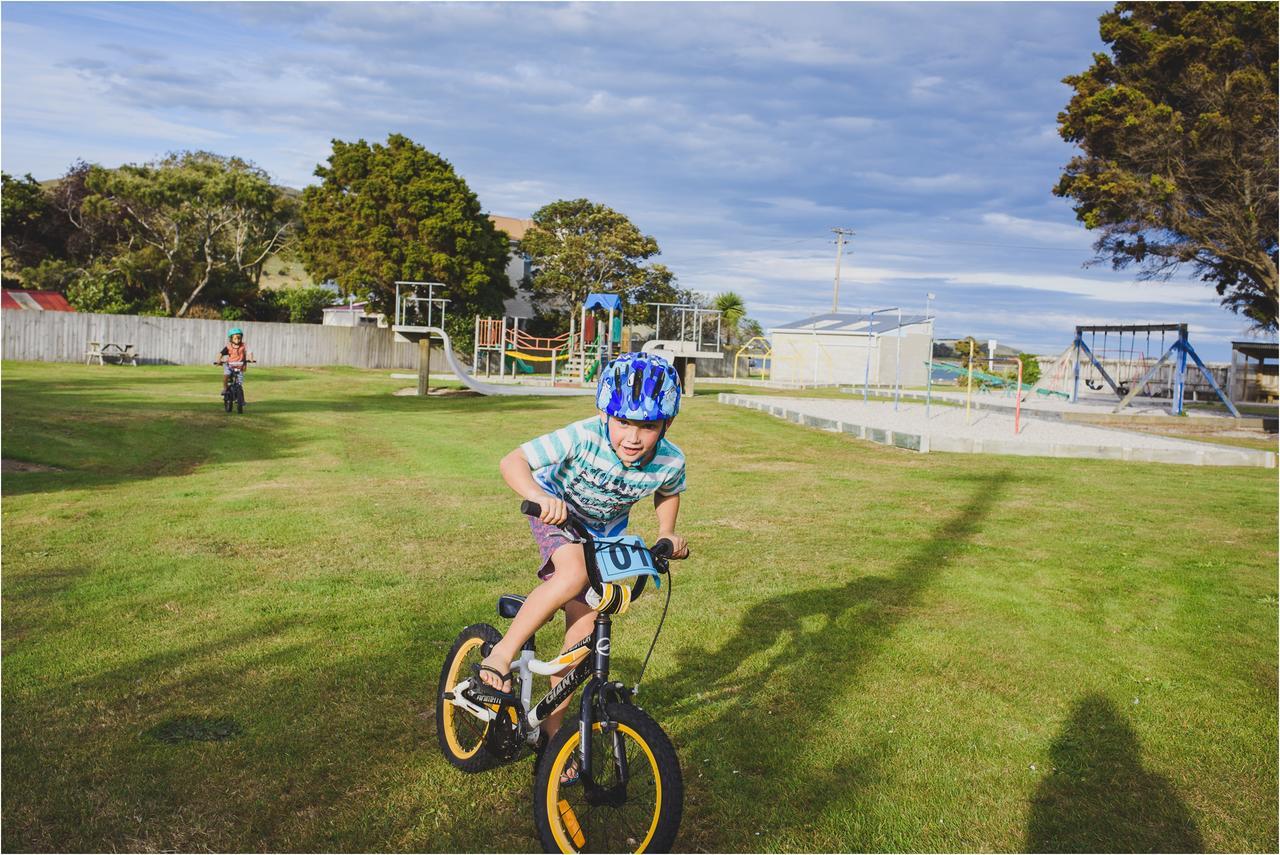 Kowhai Flat Pounawea Bagian luar foto