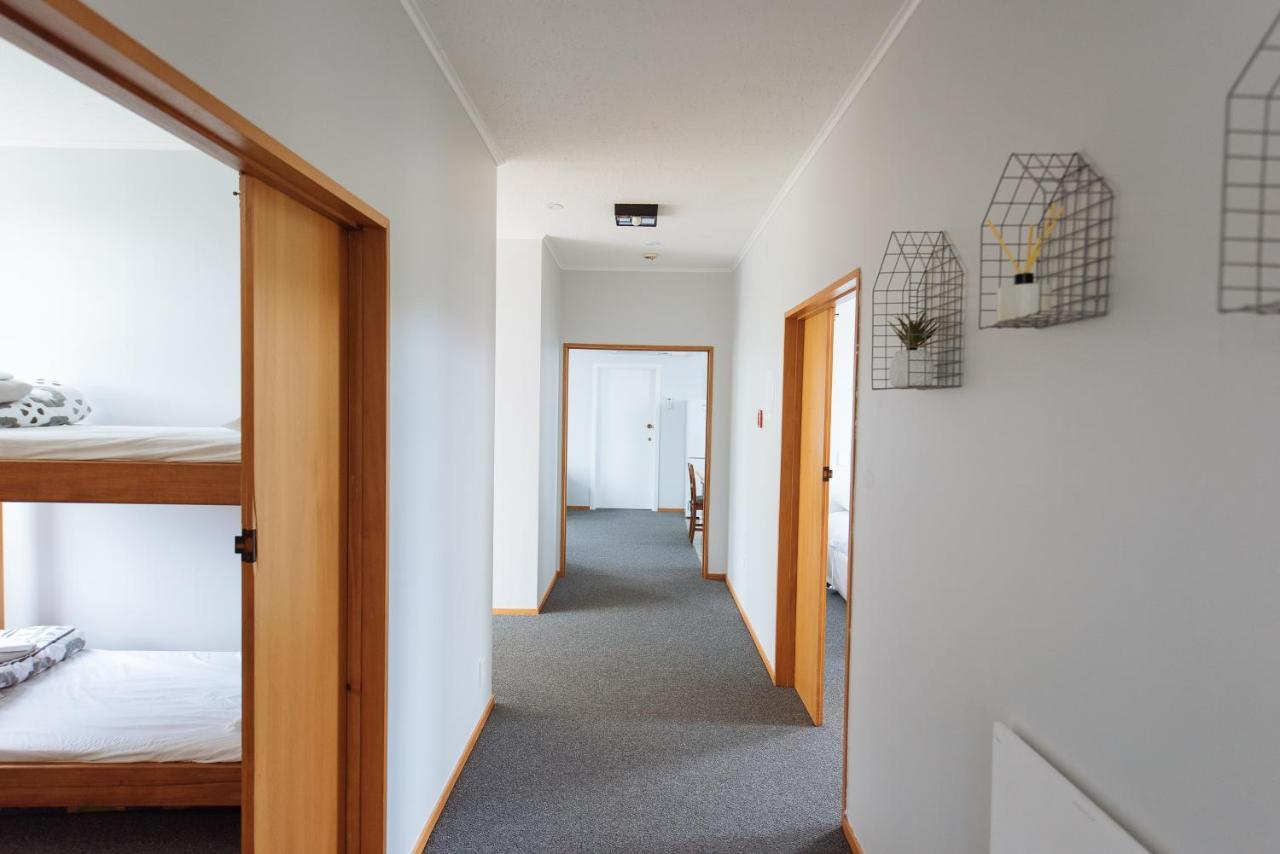 Kowhai Flat Pounawea Bagian luar foto